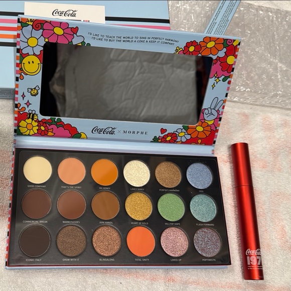 Morphe x Coca-Cola 1971 Collection Palette and Mascara - Picture 6 of 8